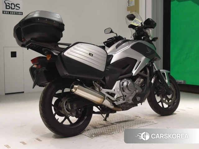 Проданный Honda NC700X LD DCT 2013 из Японии, фото 2