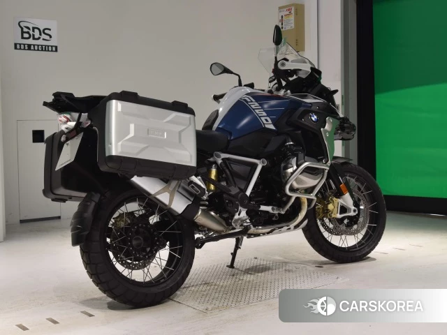 Проданный BMW R1250GS 2023 из Японии, фото 2