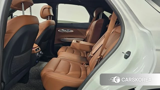 Genesis GV70 id 4561990 из Кореи 18