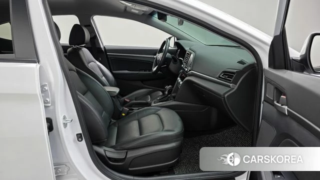 Hyundai The New Avante AD id 4508245 из Кореи 18