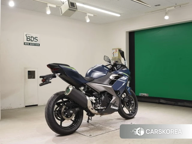 Проданный Kawasaki NINJA 400 2022 из Японии, фото 2