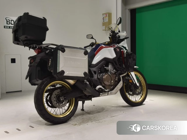 Проданный Honda CRF1000L AFRICA TWIN 2016 из Японии, фото 2