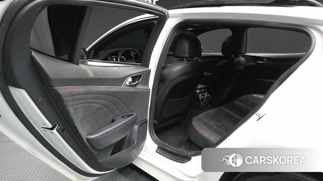 Kia Stinger Meister id 4613834 из Кореи 18