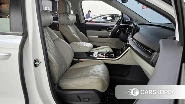 Kia Carnival 4th generation id 4202387 из Кореи 18