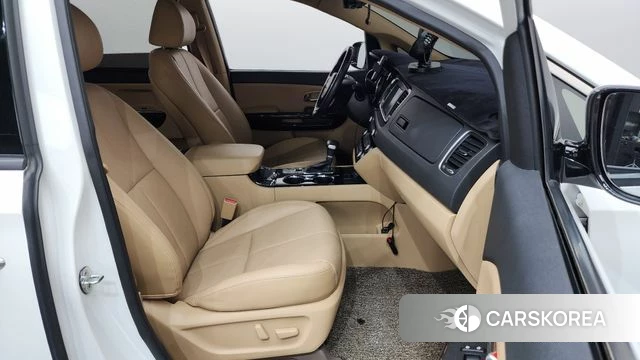 Kia The New Carnival id 4727980 из Кореи 18