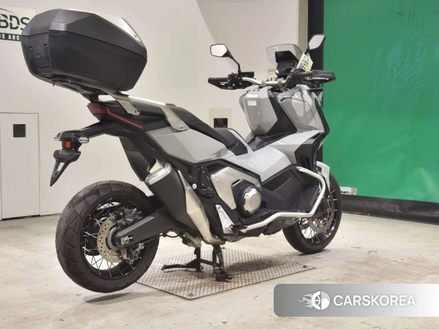 Проданный Honda X-ADV 750 2022 из Японии