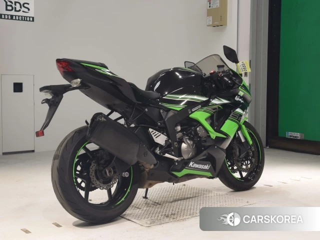 Проданный Kawasaki ZX-6R NINJA ABS 2016 из Японии, фото 2