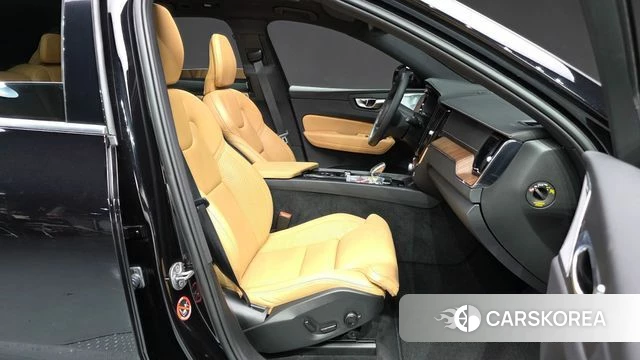 Volvo XC60 second Generation id 4572865 из Кореи 18