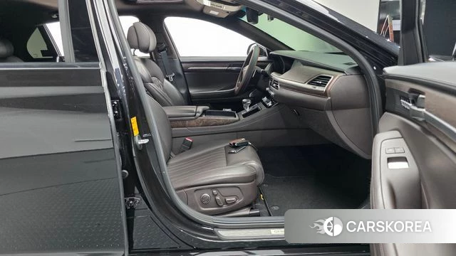 Genesis G90 id 4459322 из Кореи 18