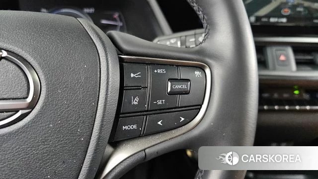 Lexus UX250h id 4636097 из Кореи 19