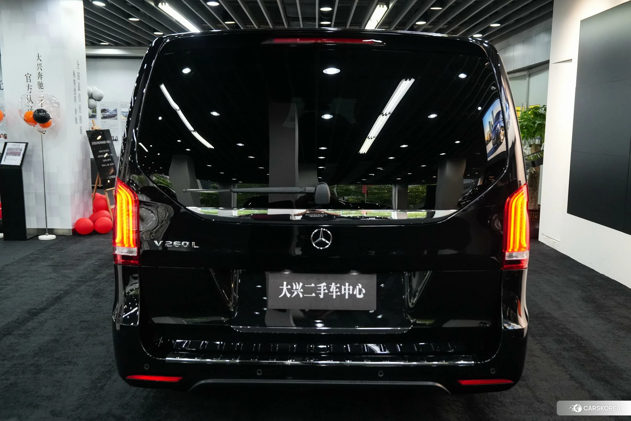 Mercedes-Benz V-class id 4487553 из Китая 19