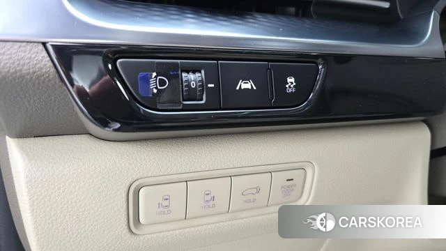 Kia Carnival 4th generation id 4600022 из Кореи 19