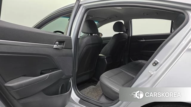 Hyundai The New Avante AD id 4339353 из Кореи 19