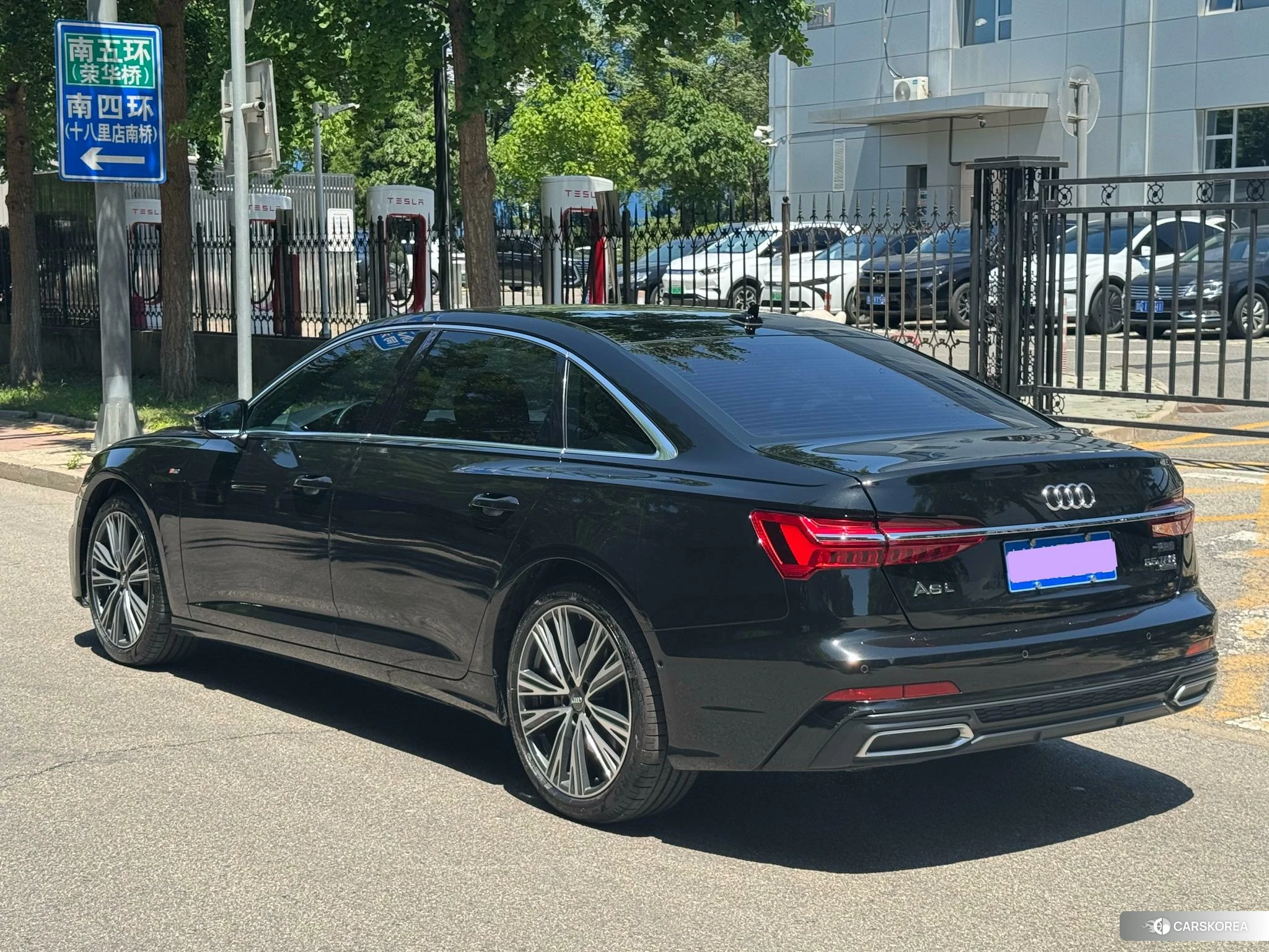 Audi A6L id 4473833 из Китая 19