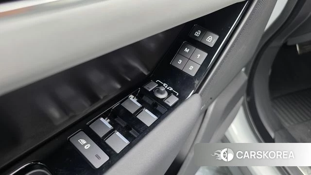 Land Rover Range Rover Velar id 4505125 из Кореи 19