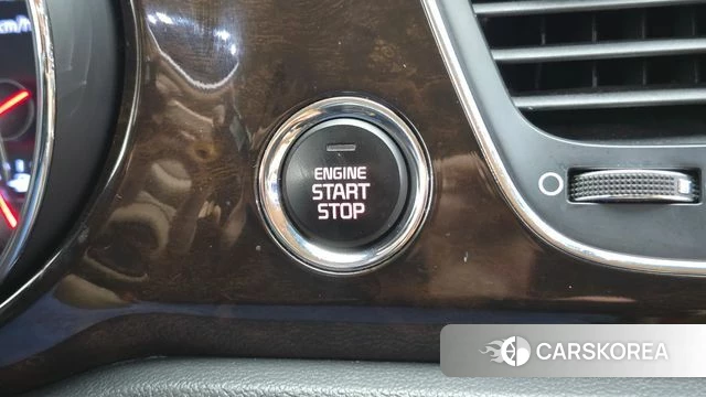 Kia The New Carnival id 4937290 из Кореи 19