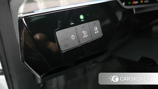 Audi e-Tron id 4249937 из Кореи 19