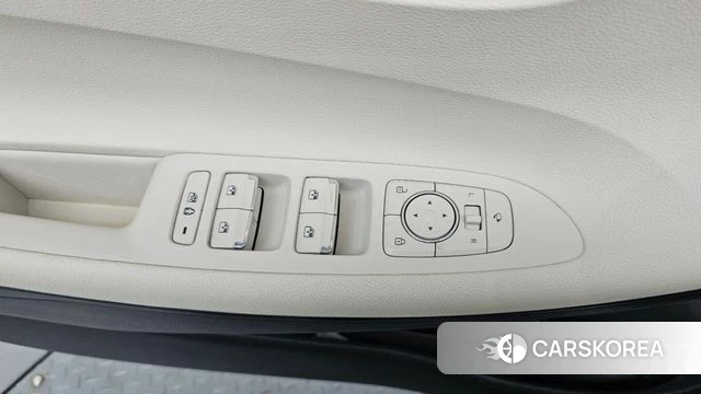 Hyundai The New Grandeur IG Hybrid id 4303517 из Кореи 19