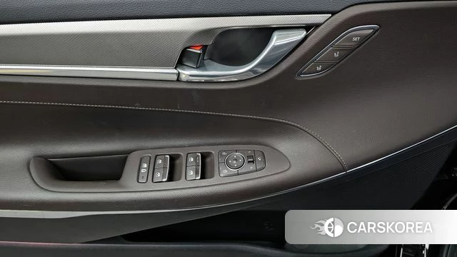 Hyundai The New Grandeur IG id 4317682 из Кореи 19
