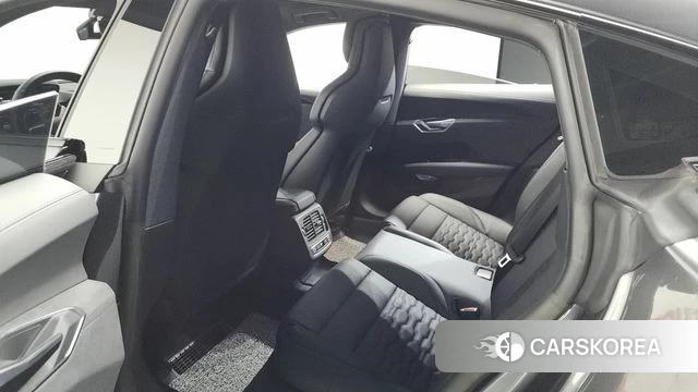 Audi e-Tron GT id 4382285 из Кореи 19