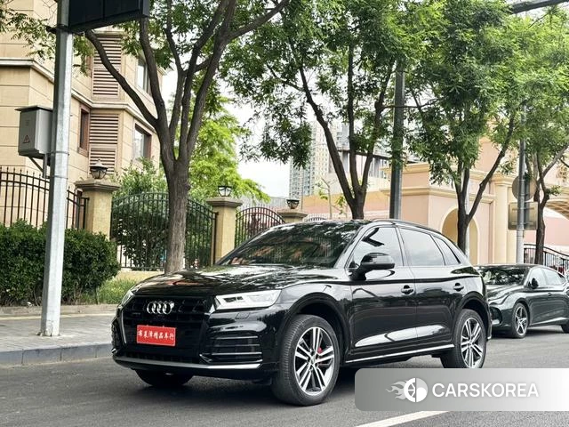 Audi Q5L id 4300460 из Китая 19