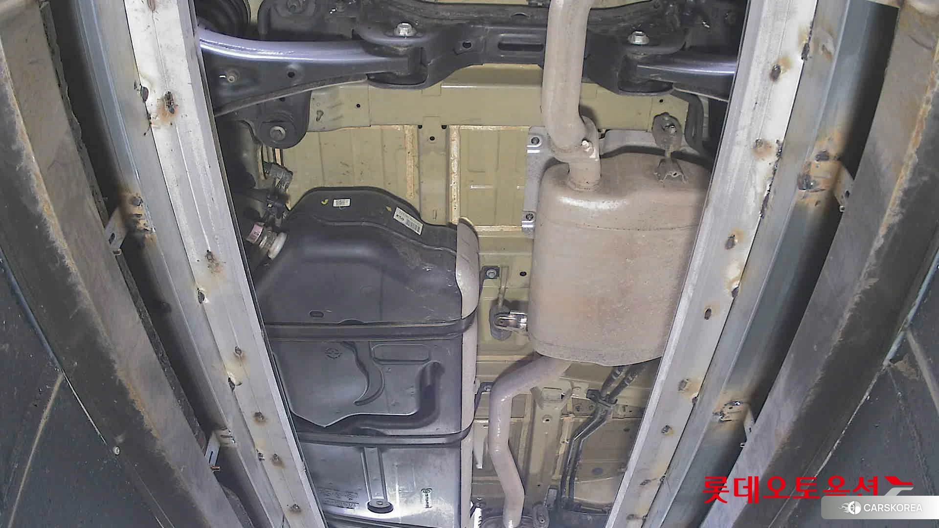 Kia Carnival id 3888400 из Кореи 19