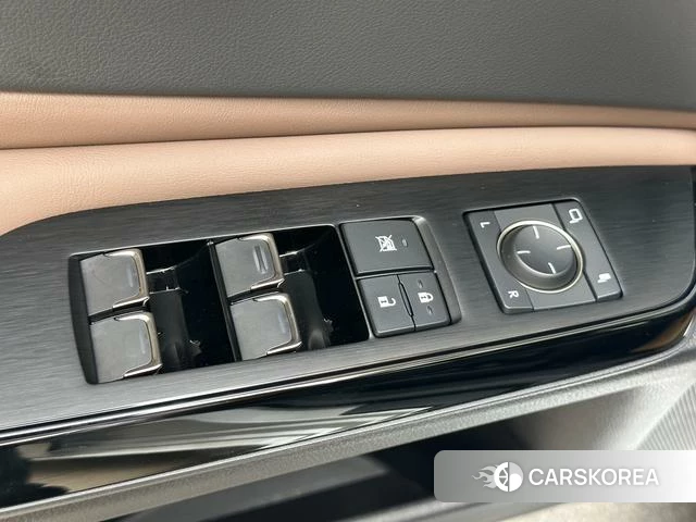 Lexus ES id 4367091 из Китая 19