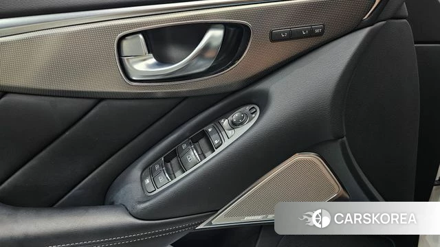 Infiniti Q50 id 4520606 из Кореи 19