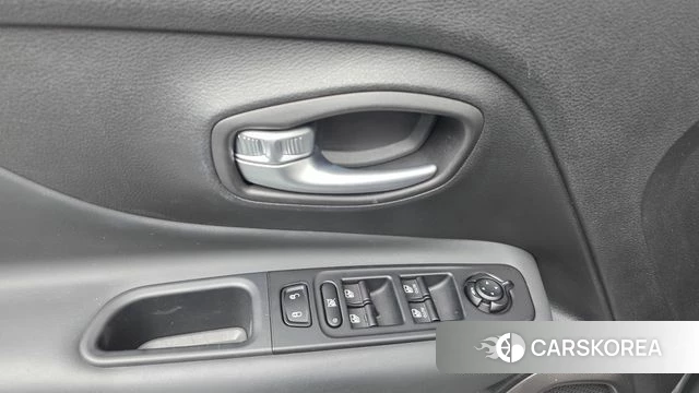 Jeep Renegade id 4541053 из Кореи 19