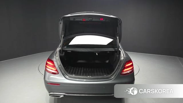 Mercedes-Benz E-Class W213 id 4712605 из Кореи 19