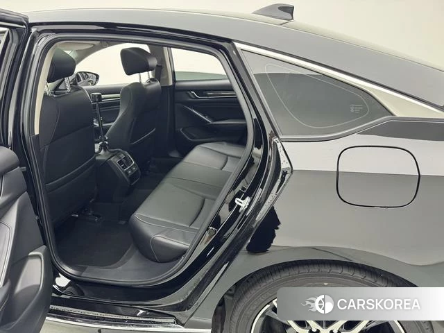 Honda Accord id 4207113 из Китая 19