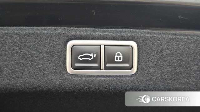 Hyundai Grandeur Hybrid (GN7) id 4897740 из Кореи 19