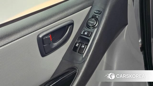 Hyundai The New Grand Starex id 4642739 из Кореи 19