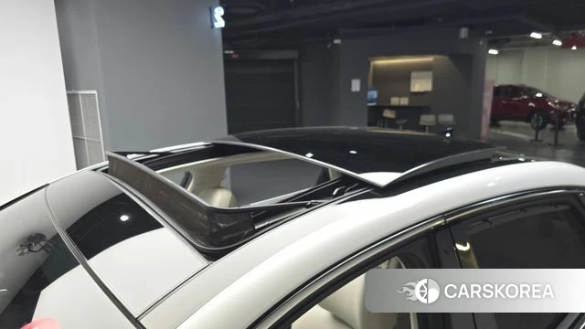 Hyundai The New Grandeur IG Hybrid id 4231077 из Кореи 19