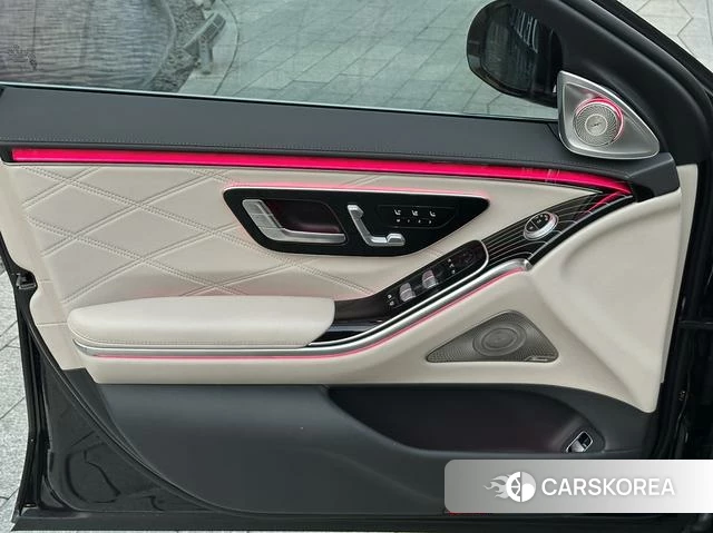 Mercedes-Benz Maybach S-class id 4263339 из Китая 19