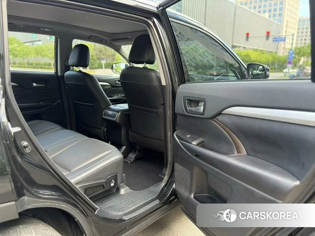 Toyota Highlander id 4253464 из Китая 19