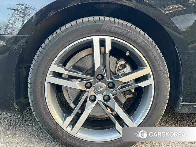 Audi A4L id 4271945 из Китая 19