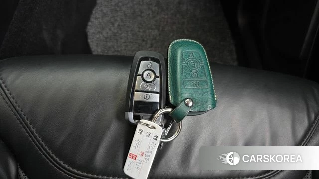 Ford Explorer 6th Generation id 4651075 из Кореи 19