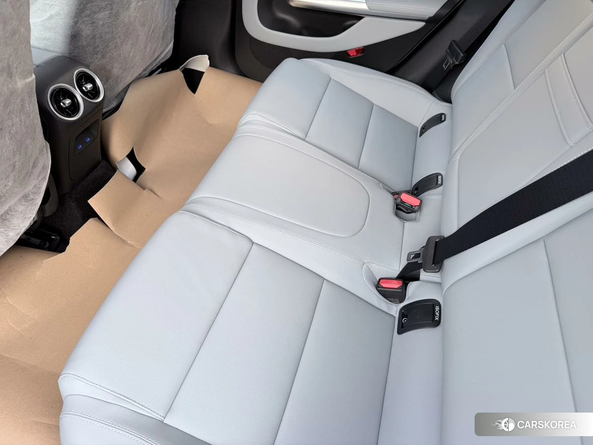 Mercedes-Benz CLA EV id 4452799 из Китая 19