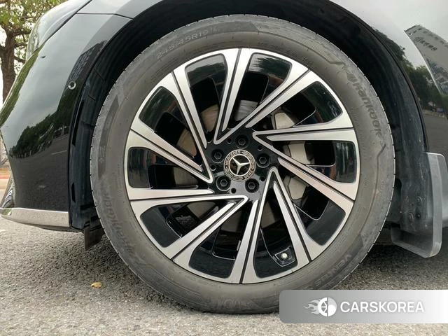 Mercedes-Benz E-class id 4299591 из Китая 19