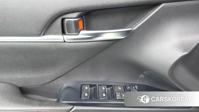 Toyota Camry (XV70) id 4490953 из Кореи 19