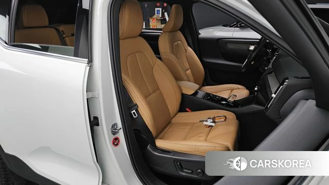 Volvo XC40 id 4779725 из Кореи 19