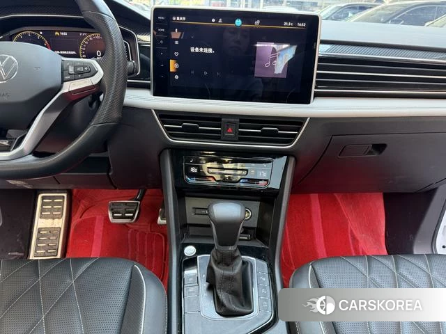 Volkswagen Tiguan L id 4275745 из Китая 19
