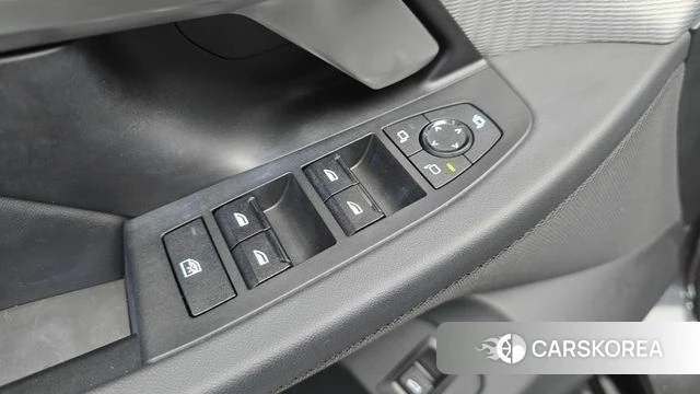 BMW 5 Series (G60) id 4778487 из Кореи 19