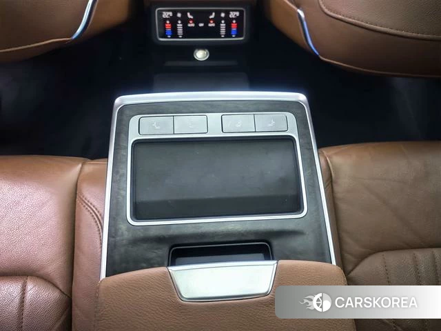 Audi A6L id 4261609 из Китая 19