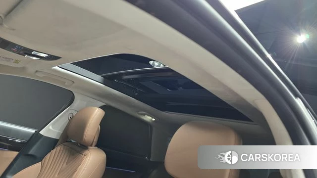Hyundai Grandeur Hybrid (GN7) id 4871033 из Кореи 19
