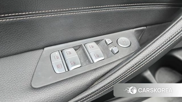 BMW 5 Series (G30) id 4750166 из Кореи 19