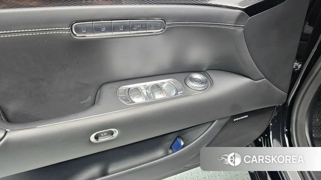 Genesis G90 (RS4) id 4665970 из Кореи 19