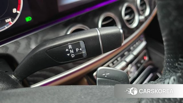 Mercedes-Benz E-Class W213 id 4620628 из Кореи 19