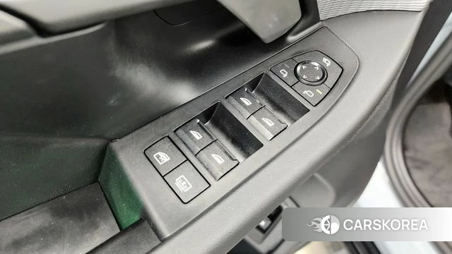 BMW 5 Series (G60) id 4291928 из Кореи 19